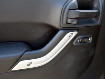 2015 Jeep Wrangler 4WD 2dr Sahara Sport Utility full