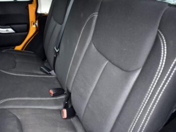 2014 Jeep Wrangler Unlimited 4WD 4dr Sahara Sport Utility full