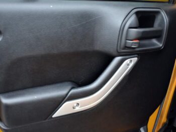 2014 Jeep Wrangler Unlimited 4WD 4dr Sahara Sport Utility full