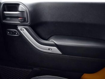 2014 Jeep Wrangler Unlimited 4WD 4dr Sahara Sport Utility full