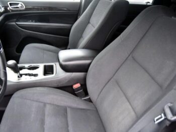 2013 Jeep Grand Cherokee 4WD 4dr Laredo Sport Utility full