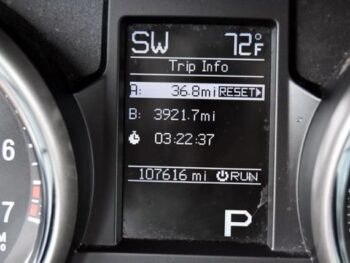 2013 Jeep Grand Cherokee 4WD 4dr Laredo Sport Utility full