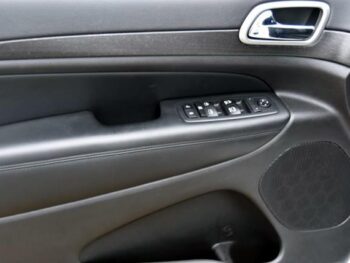 2018 Jeep Grand Cherokee Laredo 4×4 *Ltd Avail* Sport Utility full