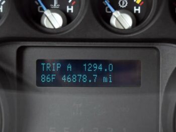 2016 Ford Super Duty F-250 SRW 4WD Reg Cab 137″ XL Long Bed full