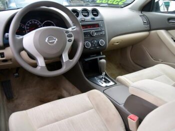 2010 Nissan Altima 4dr Sdn I4 CVT 2.5 S 4dr Car full