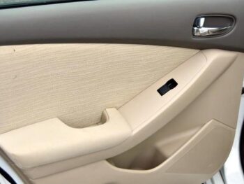 2010 Nissan Altima 4dr Sdn I4 CVT 2.5 S 4dr Car full