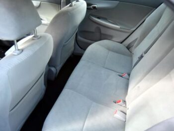 2010 Toyota Corolla 4dr Sdn Auto LE (SE) 4dr Car full