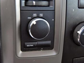 2010 Dodge Ram 1500 4WD Reg Cab 120.5″ ST Regular Cab Pickup full