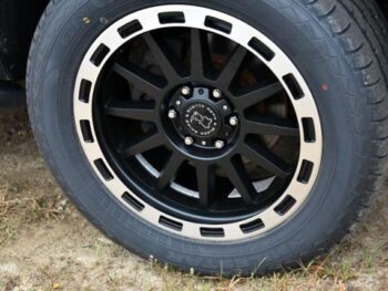 2013 Chevrolet Silverado 1500 4WD Crew Cab 143.5″ LT Crew Cab Pickup – Short Bed full