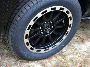 2013 Chevrolet Silverado 1500 4WD Crew Cab 143.5″ LT Crew Cab Pickup – Short Bed full