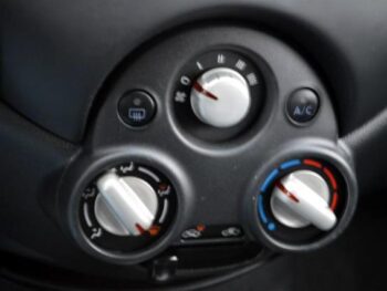 2014 Nissan Versa Note 5dr HB Manual 1.6 S 4dr Car full