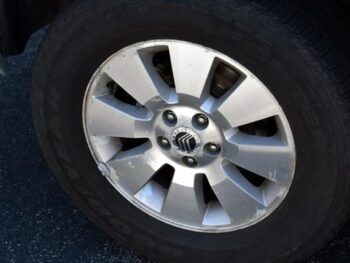 2006 Mercury Mountaineer 4dr Luxury AWD Sport Utility full