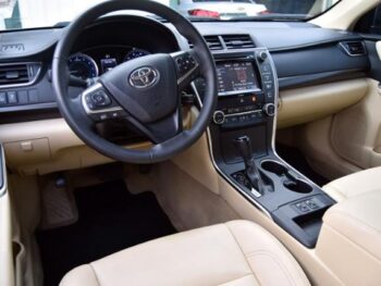 2017 Toyota Camry XLE Automatic (GS) 4dr Car full