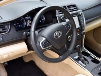 2017 Toyota Camry XLE Automatic (GS) 4dr Car full