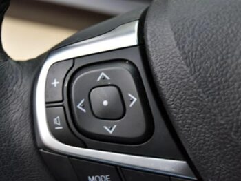 2017 Toyota Camry XLE Automatic (GS) 4dr Car full