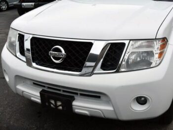 2011 Nissan Pathfinder 4WD 4dr V6 LE Sport Utility full