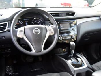 2015 Nissan Rogue AWD 4dr SV Sport Utility full