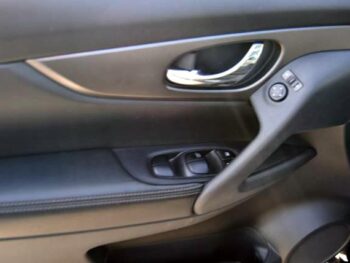 2015 Nissan Rogue AWD 4dr SV Sport Utility full