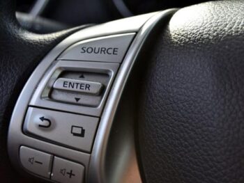 2015 Nissan Rogue AWD 4dr SV Sport Utility full