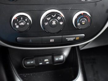 2016 Kia Soul 5dr Wgn Auto ! 4dr Car full